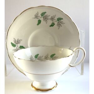 Crown Staffordshire Bone China Teacup Saucer Green Grapes England Fine Tea Cup